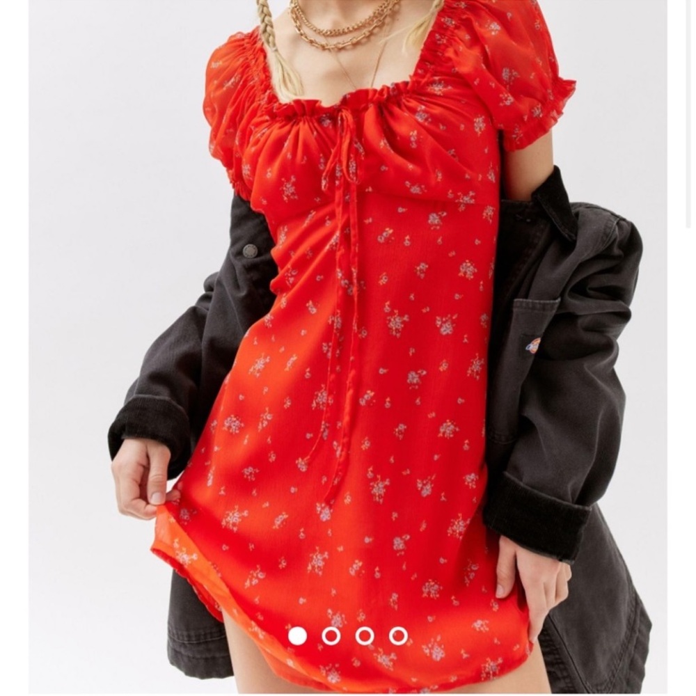 NWT Urban Outfitters Becca Red Printed Puff Sleeve Mini Dress Size S